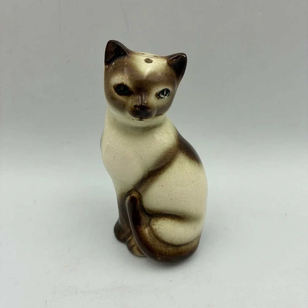 Vintage Siamese Cat Ceramic Shaker Made in Japan 4 Inch Mid Century Modern MCM